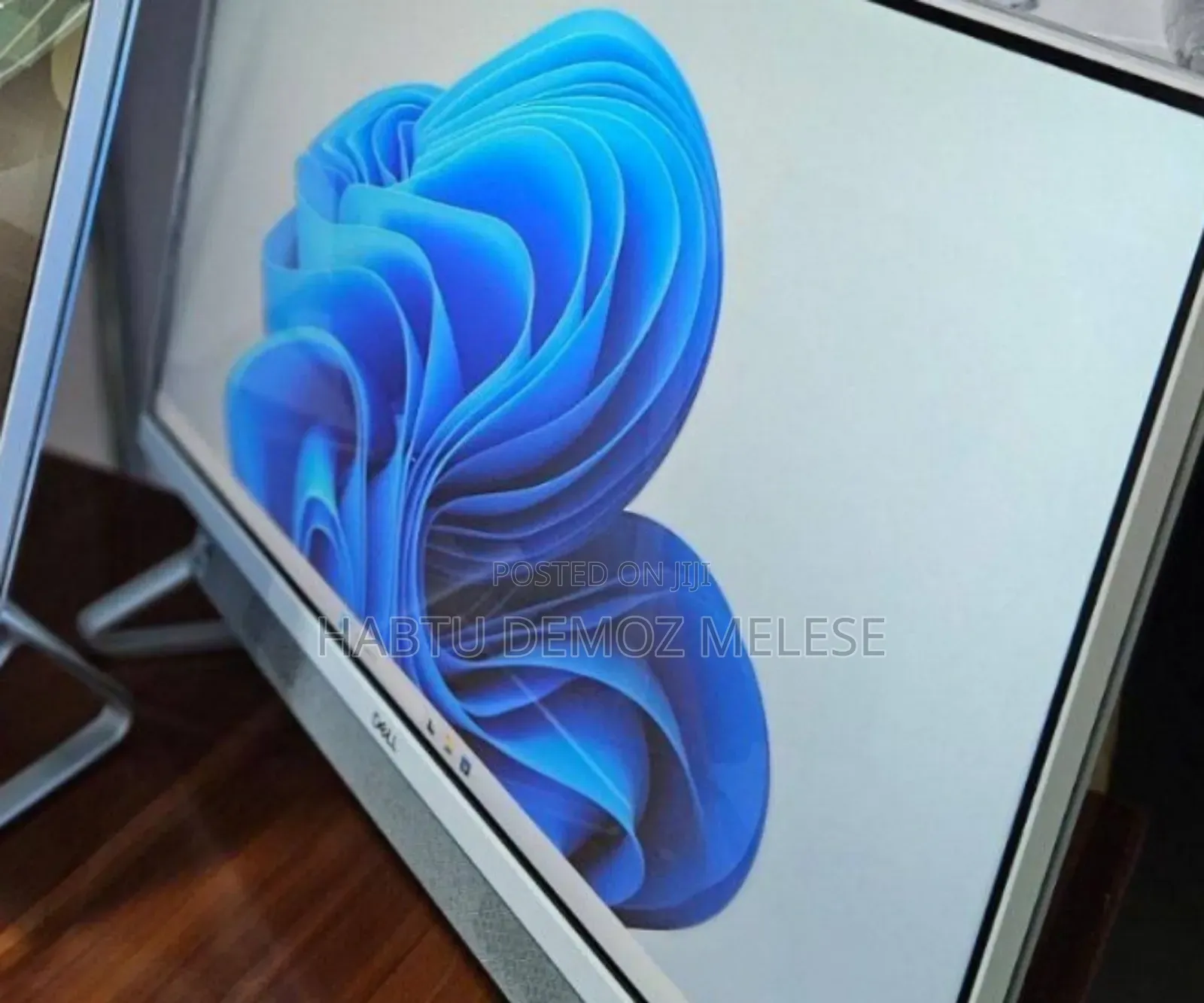 New Laptop Dell Inspiron 15 5555 12GB Intel Core I7 SSD 512GB