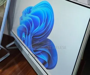 New Laptop Dell Inspiron 15 5555 12GB Intel Core I7 SSD 512GB