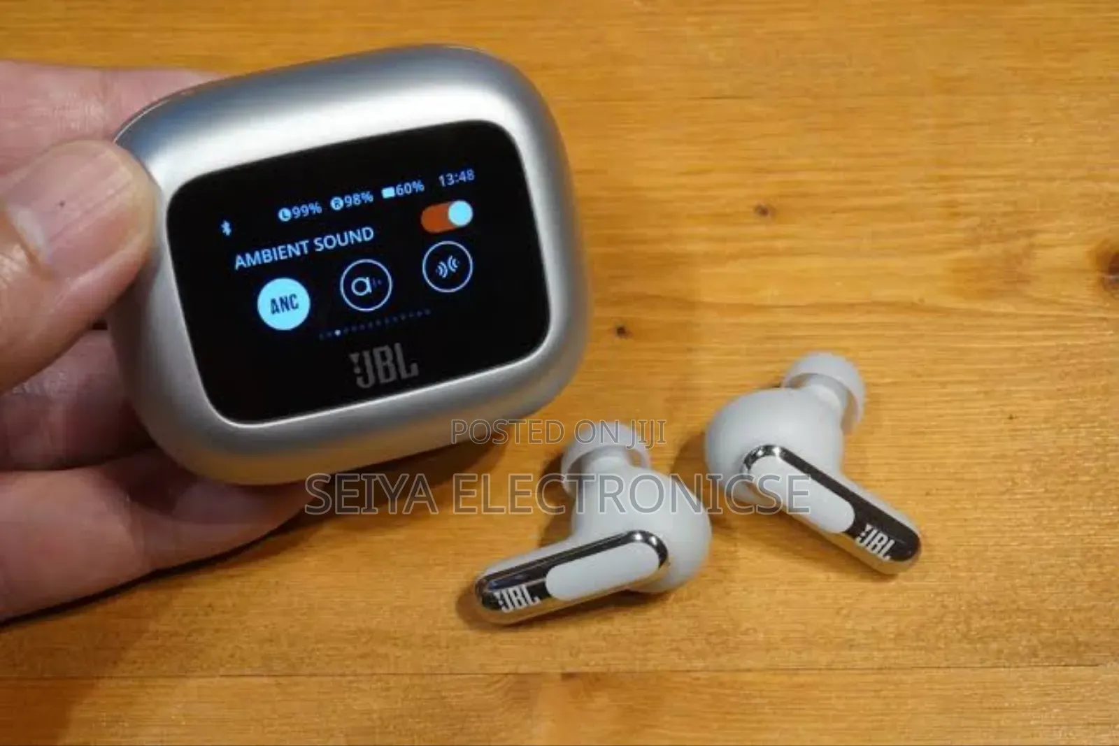 JBL Beam 3 Wireless Airpod Teach Screen Display