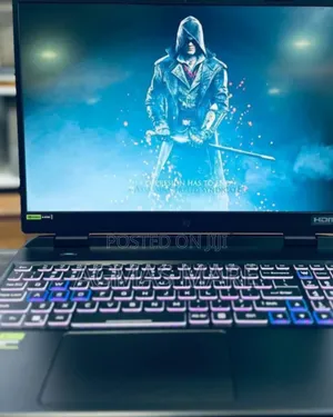 New Laptop Acer Predator Helios 18 PH18-71 16GB Intel Core I9 SSD 1T