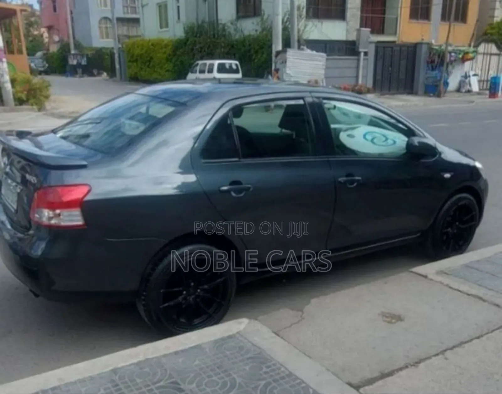Toyota Yaris 2011 Gray