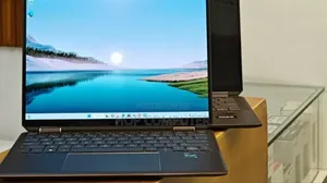 New Laptop HP Spectre X360 16GB Intel Core I7 SSD 1T