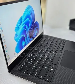 New Laptop Dell XPS 15 8GB Intel Core I5 SSD 512GB