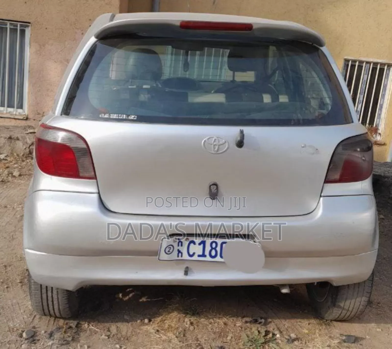 Toyota Vitz 2001 Silver