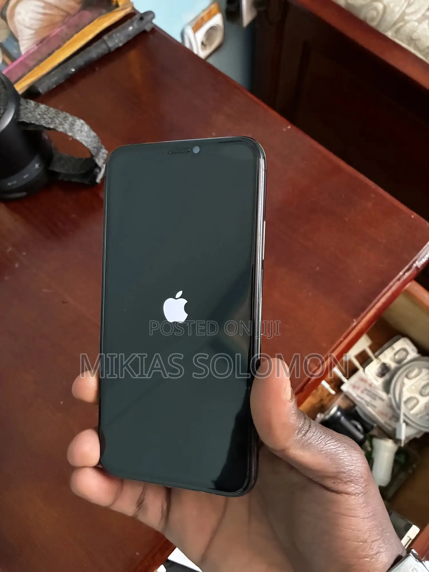 Apple iPhone X 64 GB Black