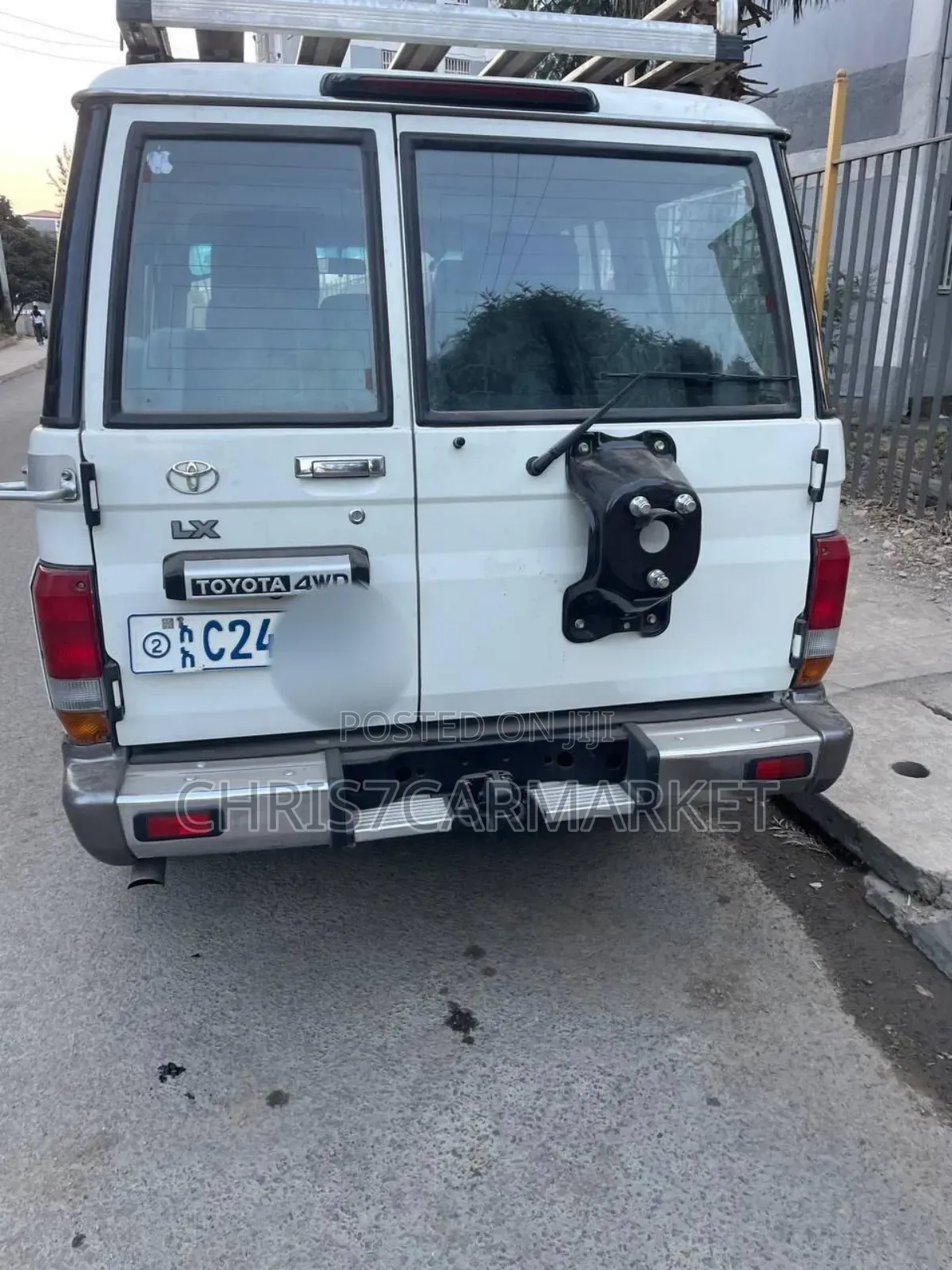 Toyota Land Cruiser 4.0 V6 EXR 2020 White