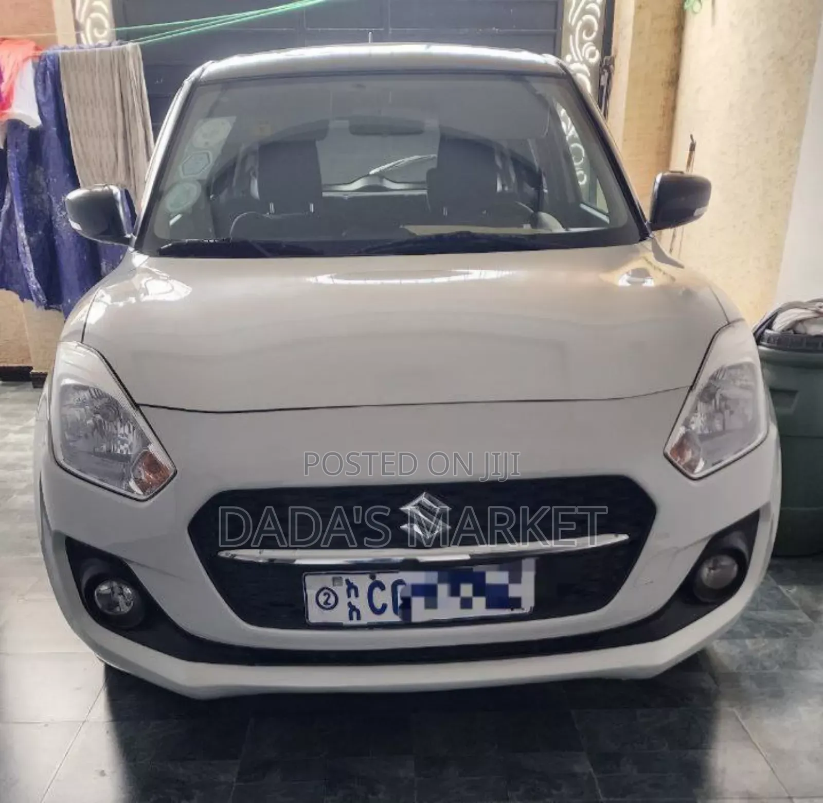 Suzuki Swift 2022 White