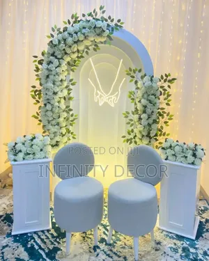 Infinity Decor