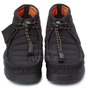 Clarks Originals Men's Black Quilted Wallabee Boots