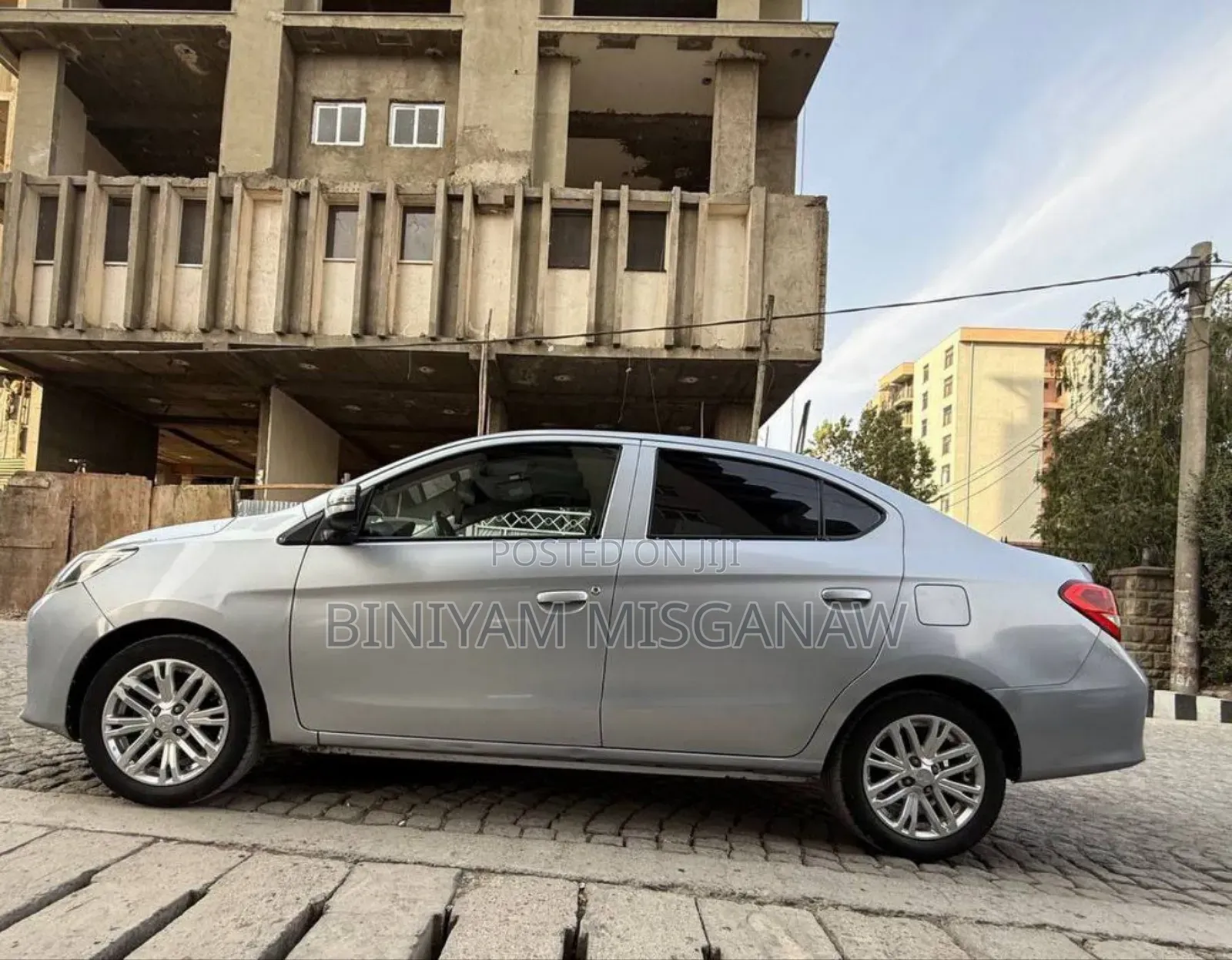 Mitsubishi Attrage 2020 Silver