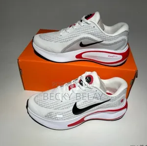 Nike Journey Run Shoes
