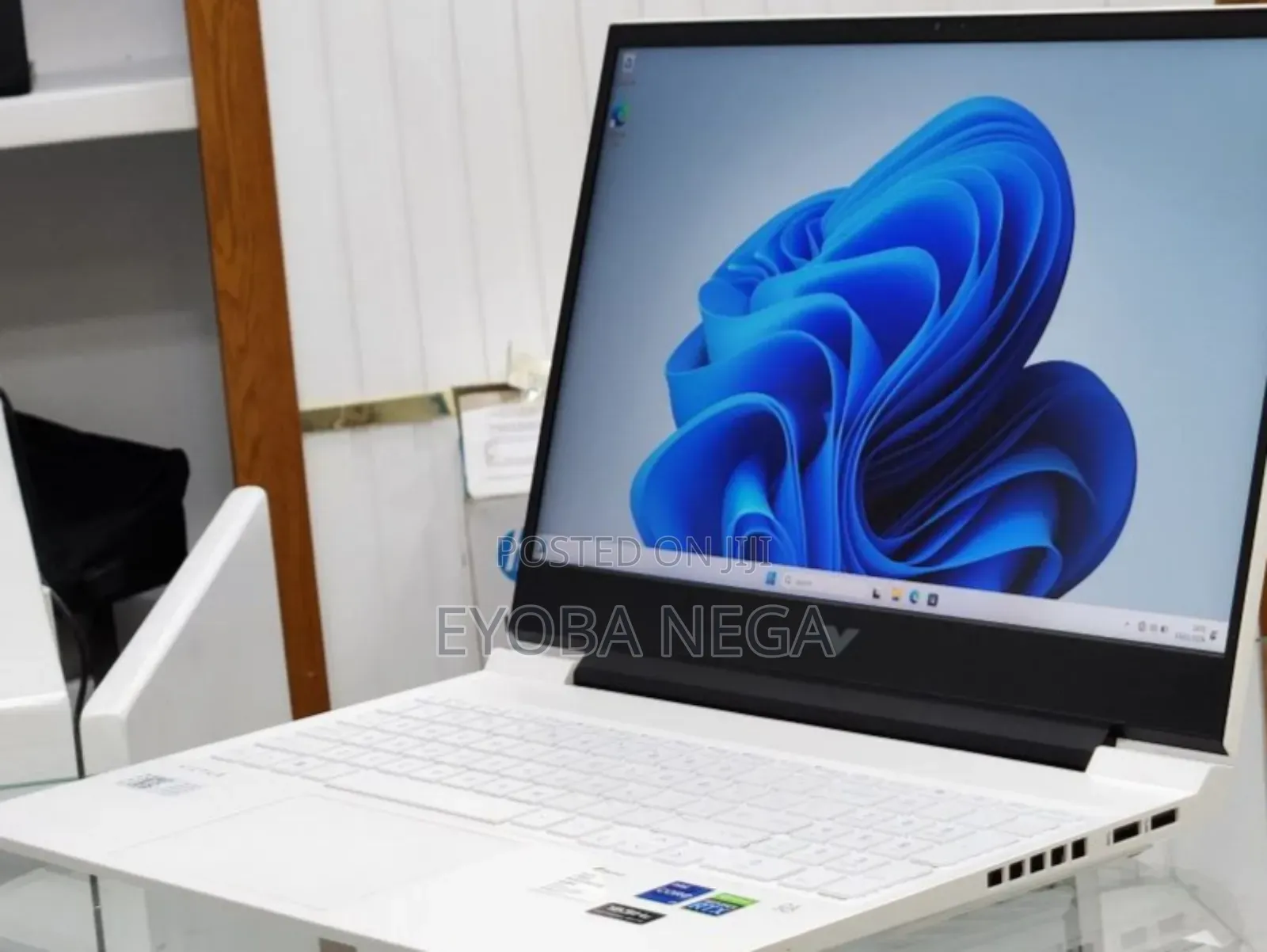 New Laptop HP Victus 15 16GB Intel Core I7 SSD 512GB