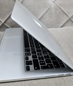 Laptop Apple MacBook Pro 2015 8GB Intel Core I5 SSD 128GB