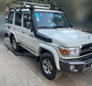 Toyota Land Cruiser 2020 White