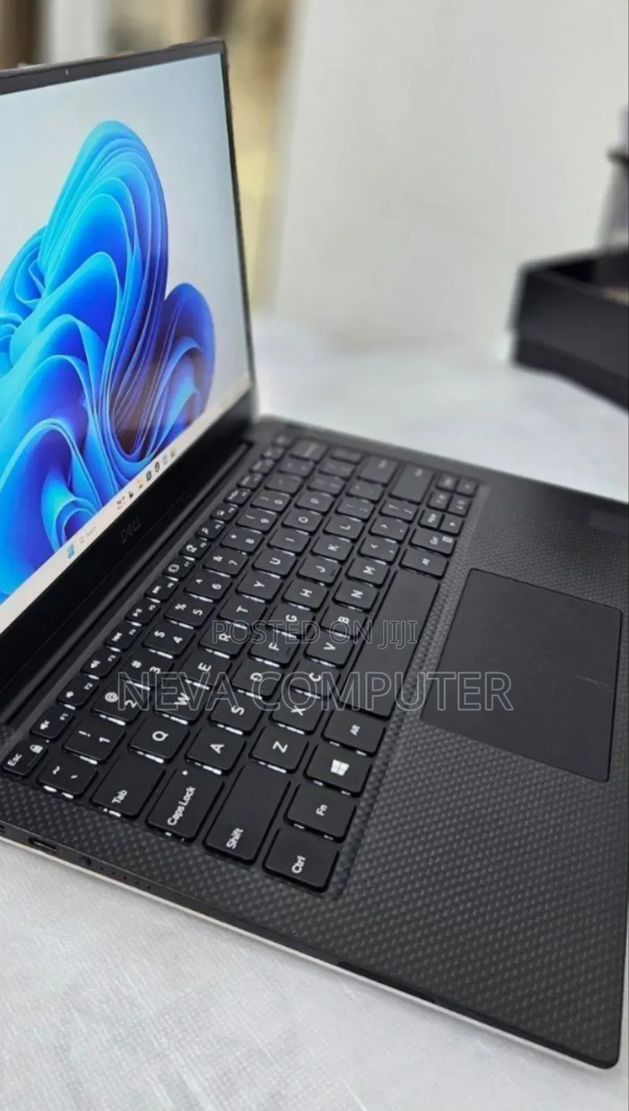 New Laptop Dell XPS 13 8GB Intel Core I5 SSD 512GB