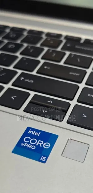 New Laptop HP EliteBook 840 G8 16GB Intel Core I5 SSD 512GB