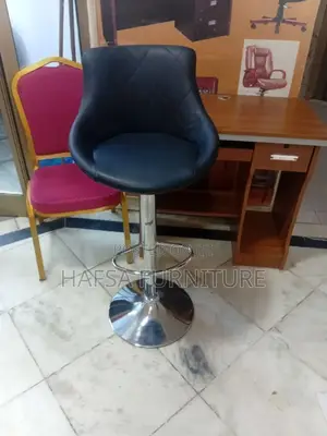 Bar Chair and Lab Chair