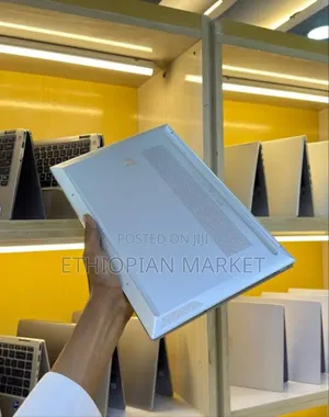 New Laptop HP Pavilion 15 2GB Intel Core I7 SSD 512GB