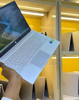 New Laptop HP Pavilion 15 2GB Intel Core I7 SSD 512GB