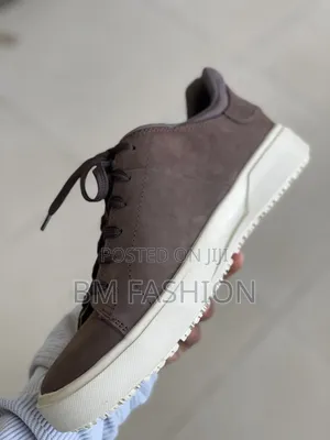 100% Authentic Cat Slip-Resistant Shoes #Available in Different Colors