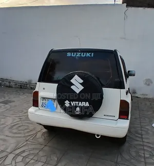 Suzuki Vitara 1995 White