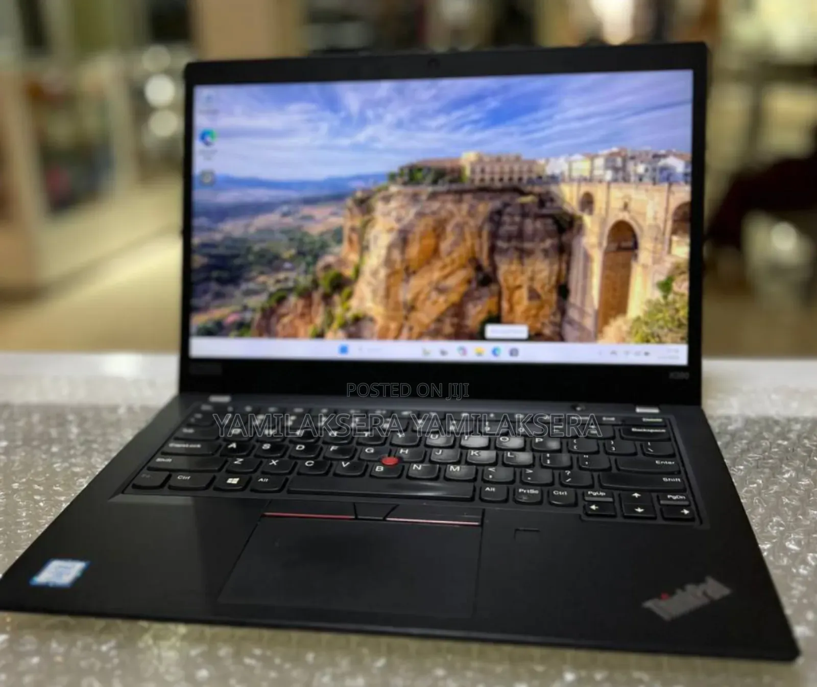 New Laptop Lenovo ThinkPad X1 Carbon 16GB Intel Core i7 SSD 512GB