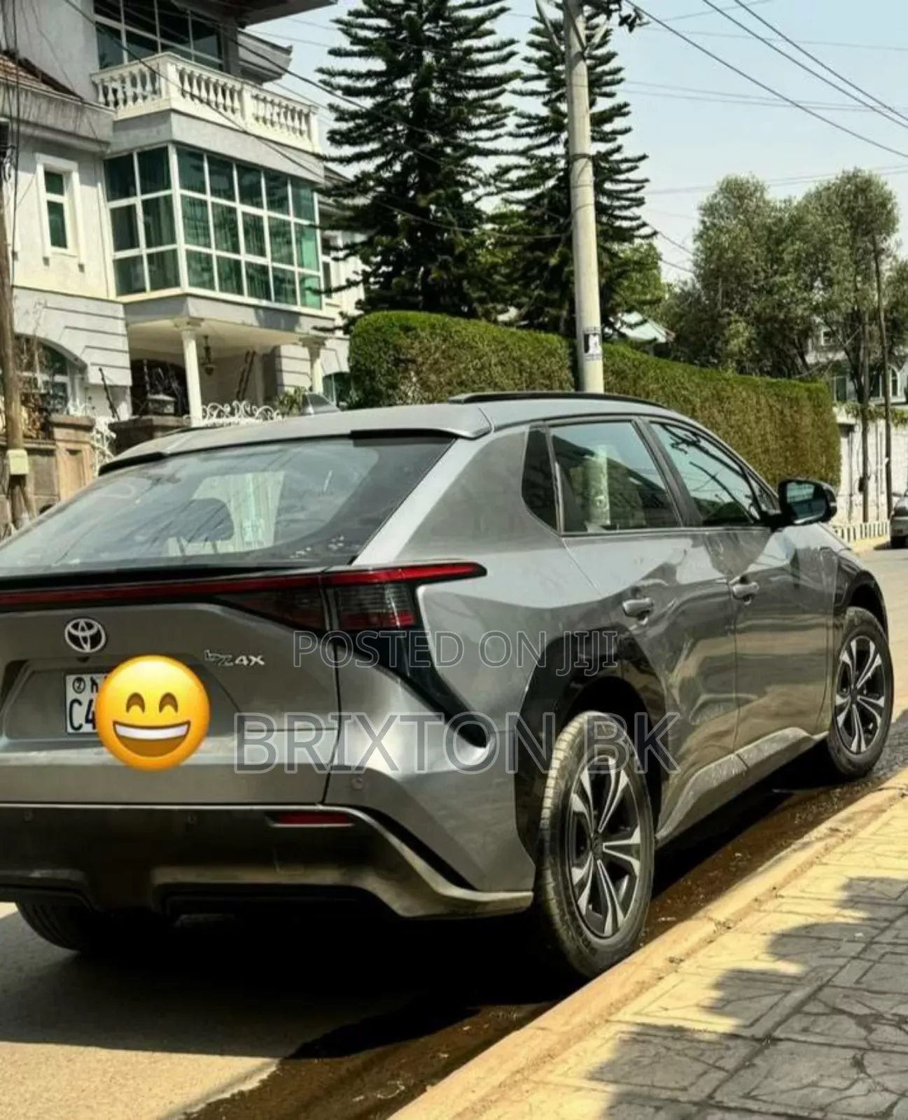 Toyota bZ4X 2023 Silver