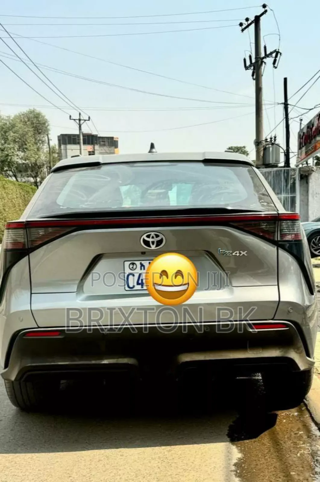 Toyota bZ4X 2023 Silver