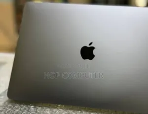 New Laptop Apple MacBook Pro 2020 M1 8GB Apple M1 SSD 256GB