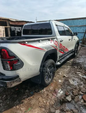 Toyota Hilux Revo Double Cab Deisel 2.8 RWD 2020 White