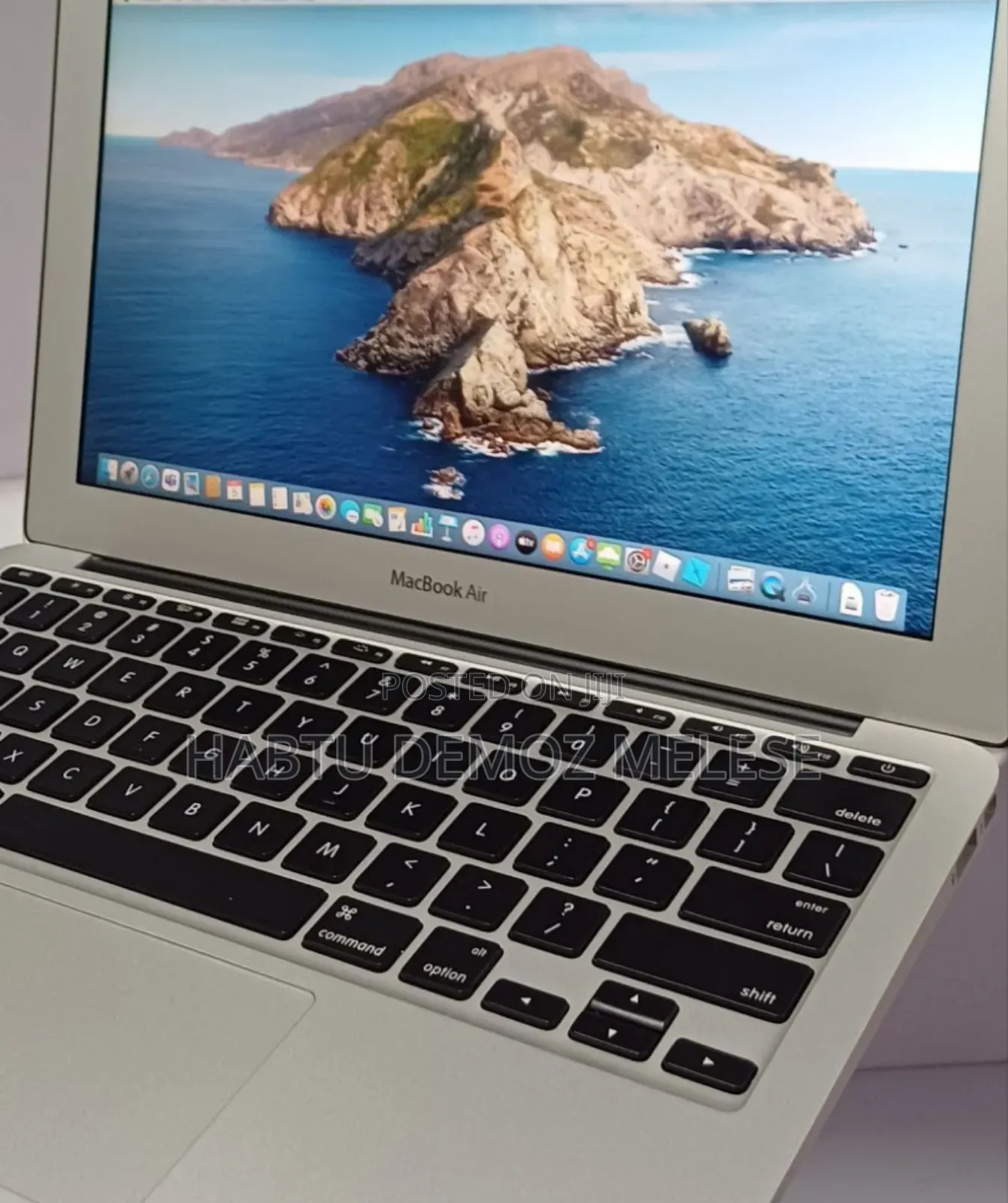New Laptop Apple MacBook Air 2015 4GB Intel Core I5 SSD 128GB