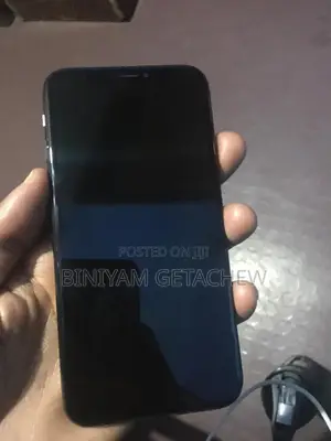 Apple iPhone X 64 GB Blue