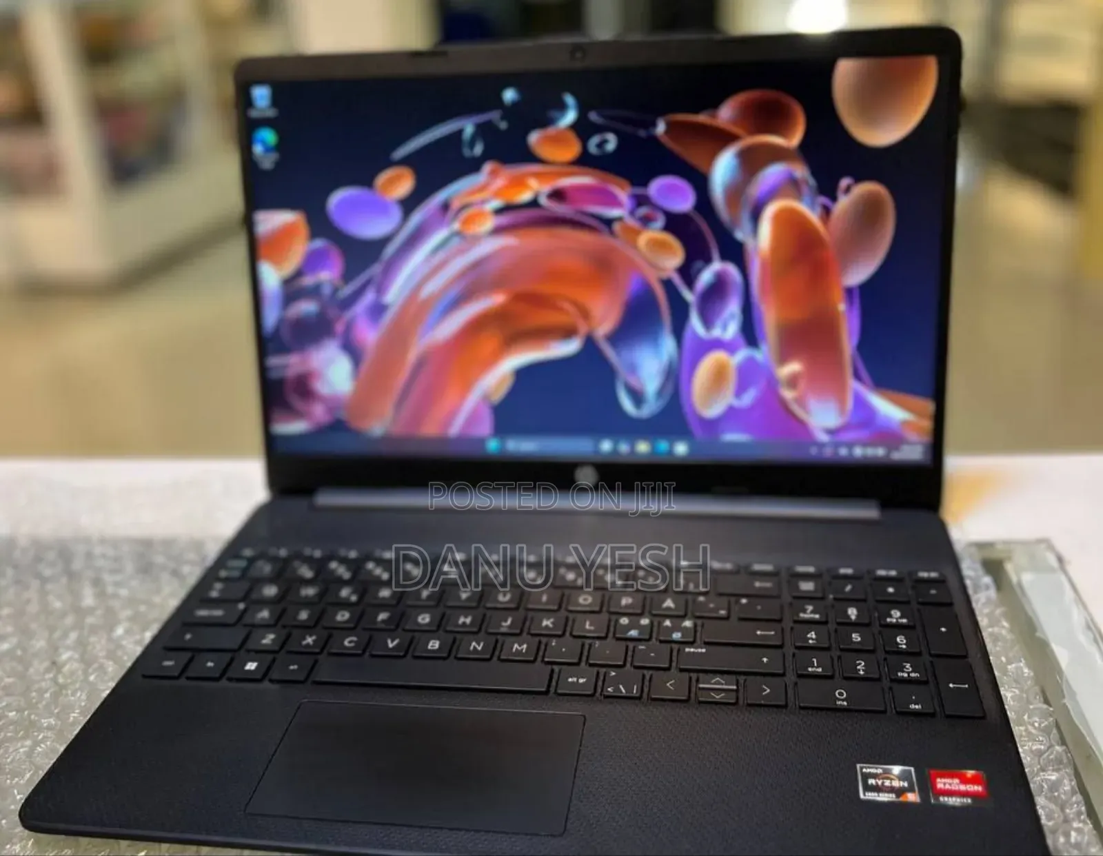 New Laptop HP Stream Notebook 8GB AMD Ryzen 5 SSD 512GB