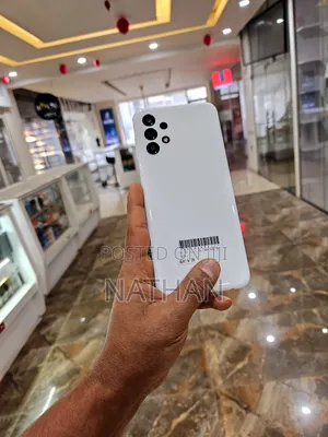 New Samsung Galaxy A13 64 GB White