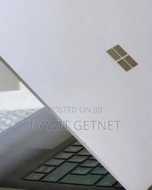 New Laptop Microsoft Surface Book 3 16GB Intel Core I7 SSD 256GB