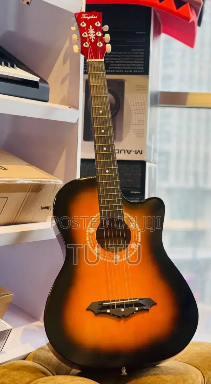 Box Guitar