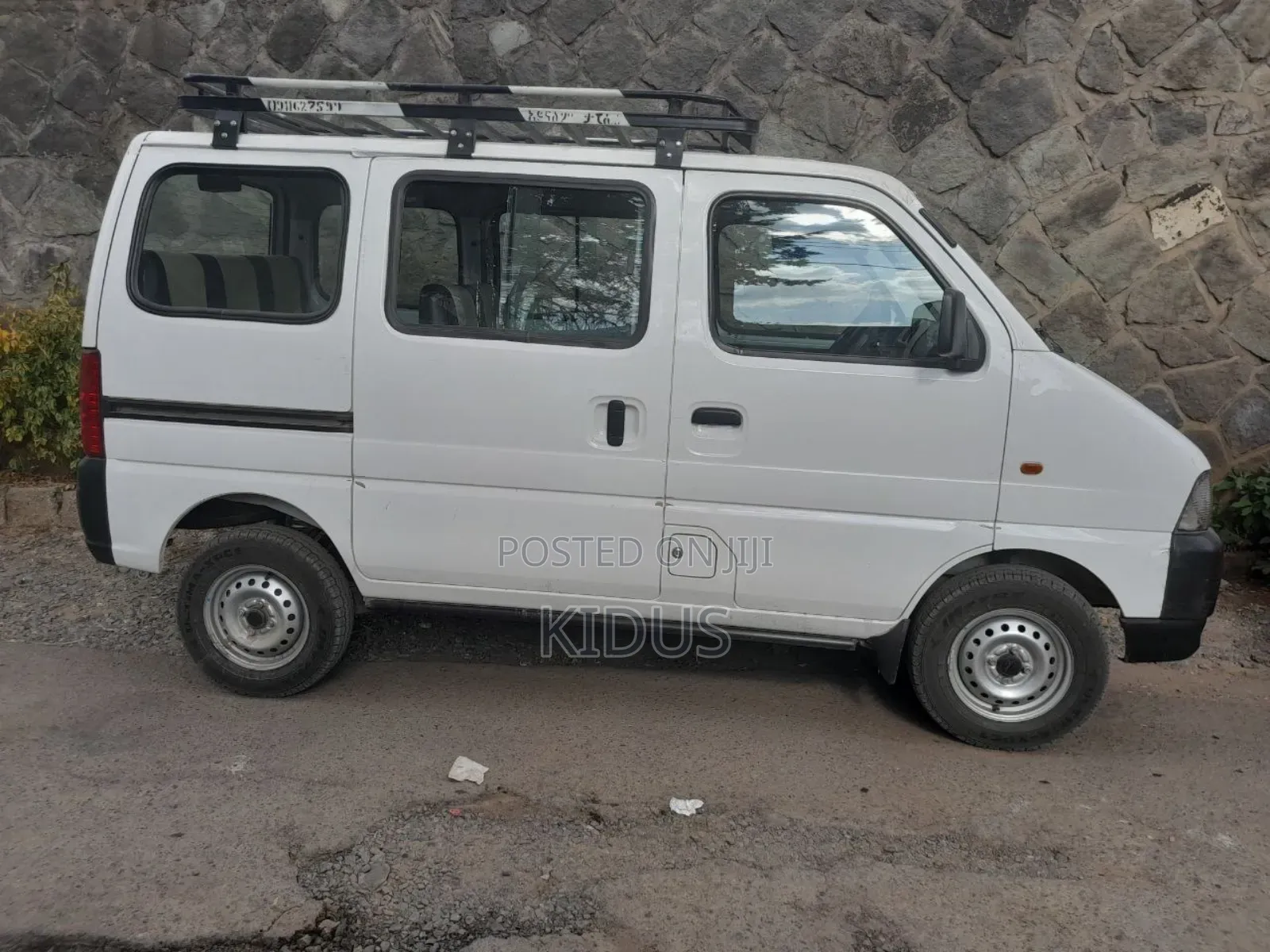 Suzuki Eeco 2024 White