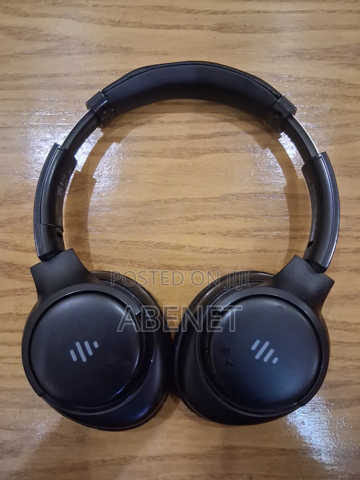 Headphones / Wireless, Bluetooth / With Charger and Cord