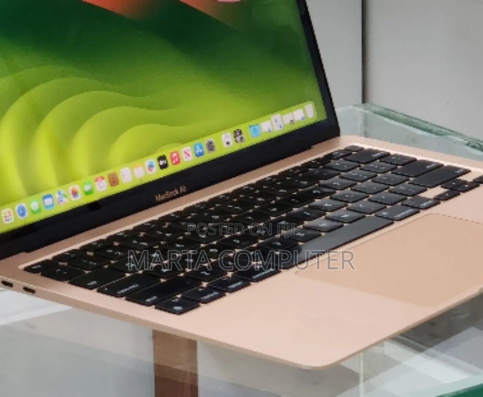 New Laptop Apple MacBook Air 2020 M1 8GB Apple M1 SSD 256GB