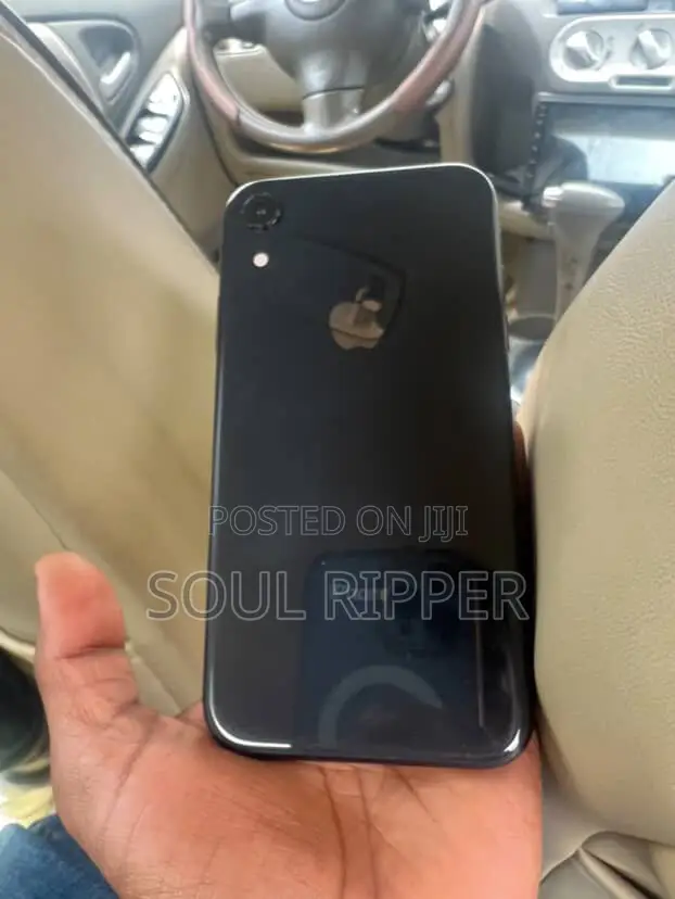 Apple iPhone XR 64 GB Black