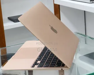 New Laptop Apple MacBook Pro M1 8GB Apple M1 SSD 256GB