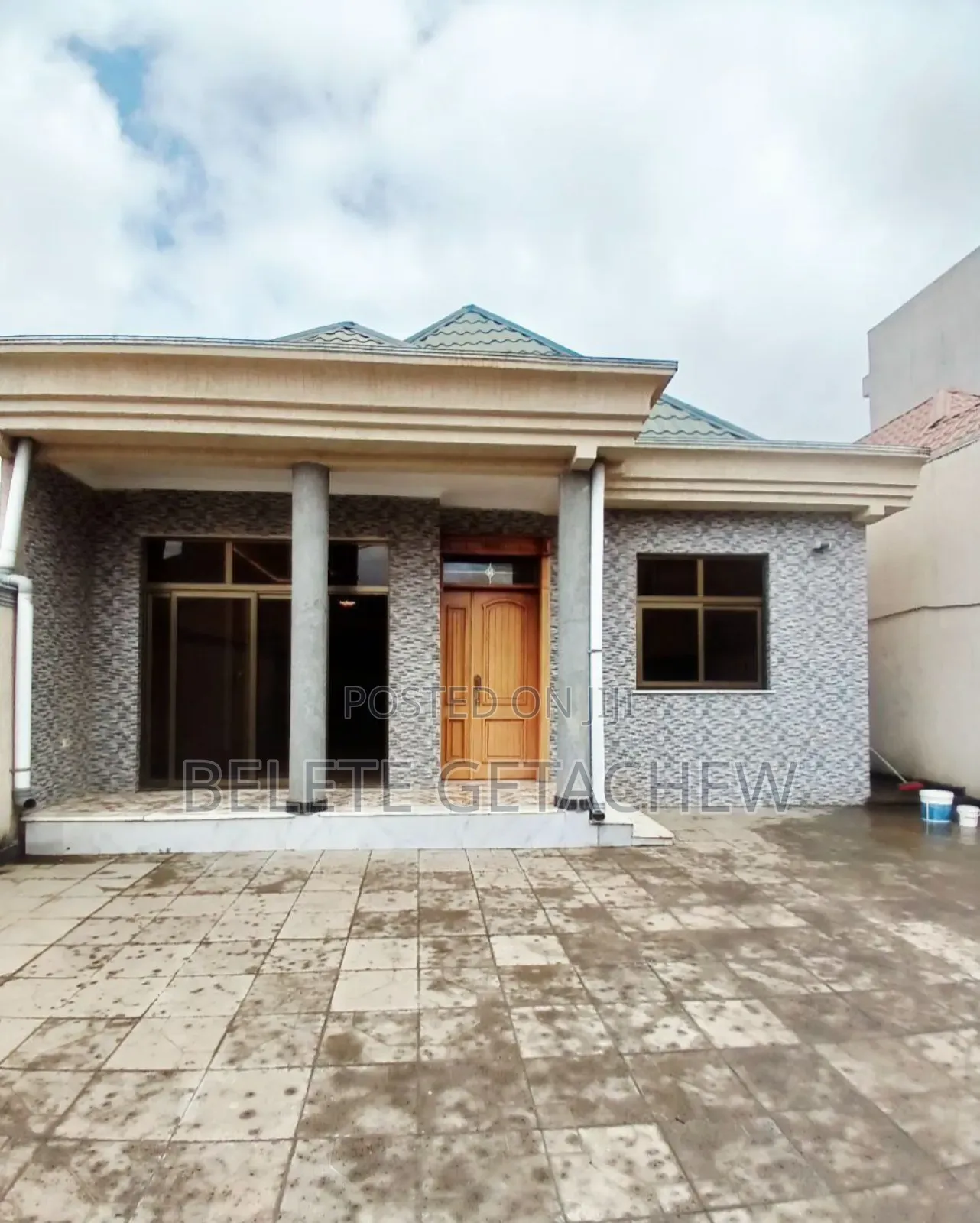 3bdrm Villa in Ayat, Luxury Villa, Bole for sale