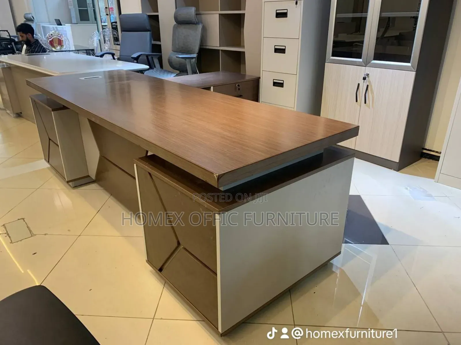 Modern Managerial Desk