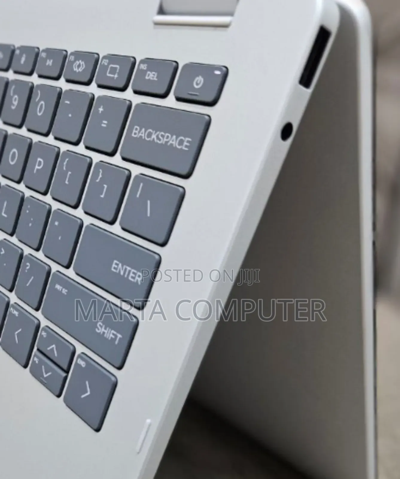 New Laptop HP OmniBook 5 Flip 16GB Intel Core I7 SSD 512GB