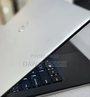 New Laptop Dell XPS 13 8GB Intel Core I5 SSD 512GB