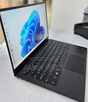 New Laptop Dell XPS 13 8GB Intel Core I5 SSD 512GB