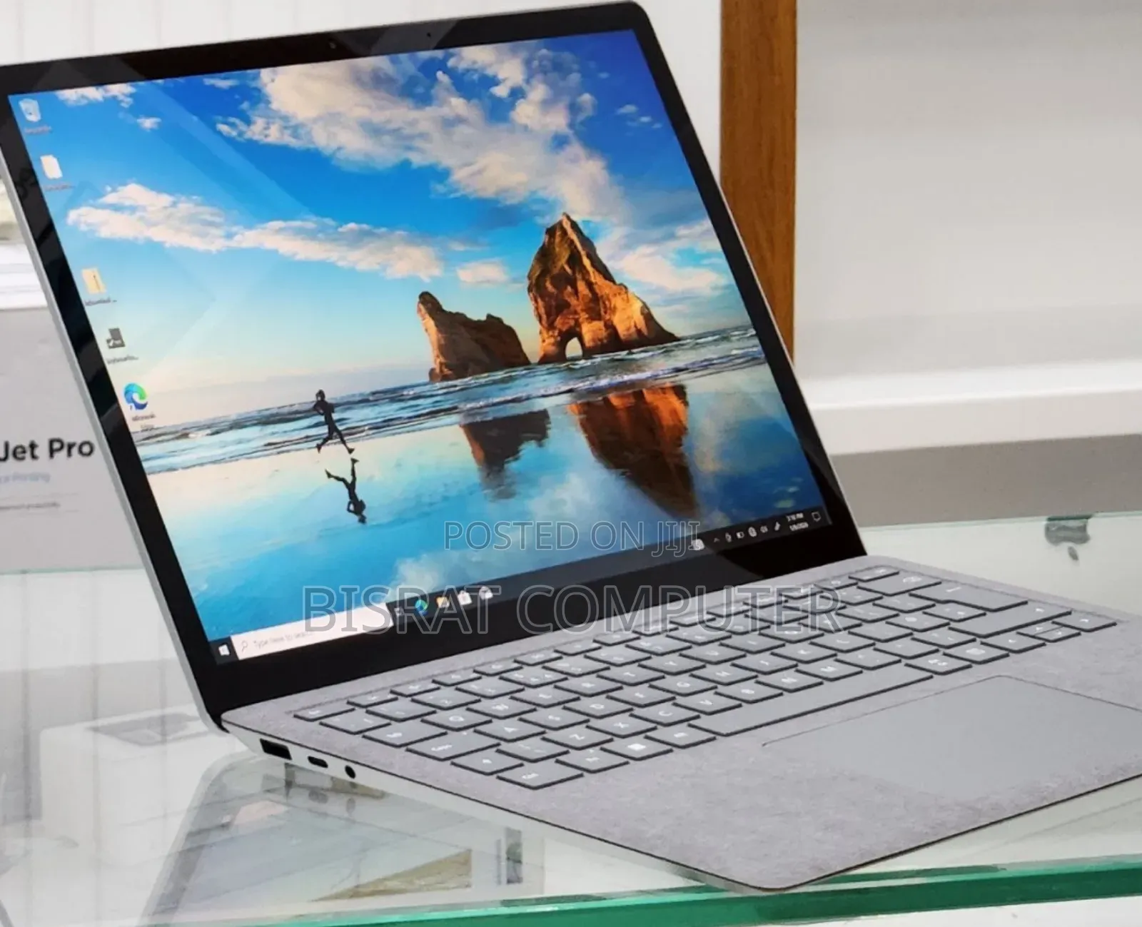 New Laptop Microsoft Surface 16GB Intel Core I7 SSD 256GB