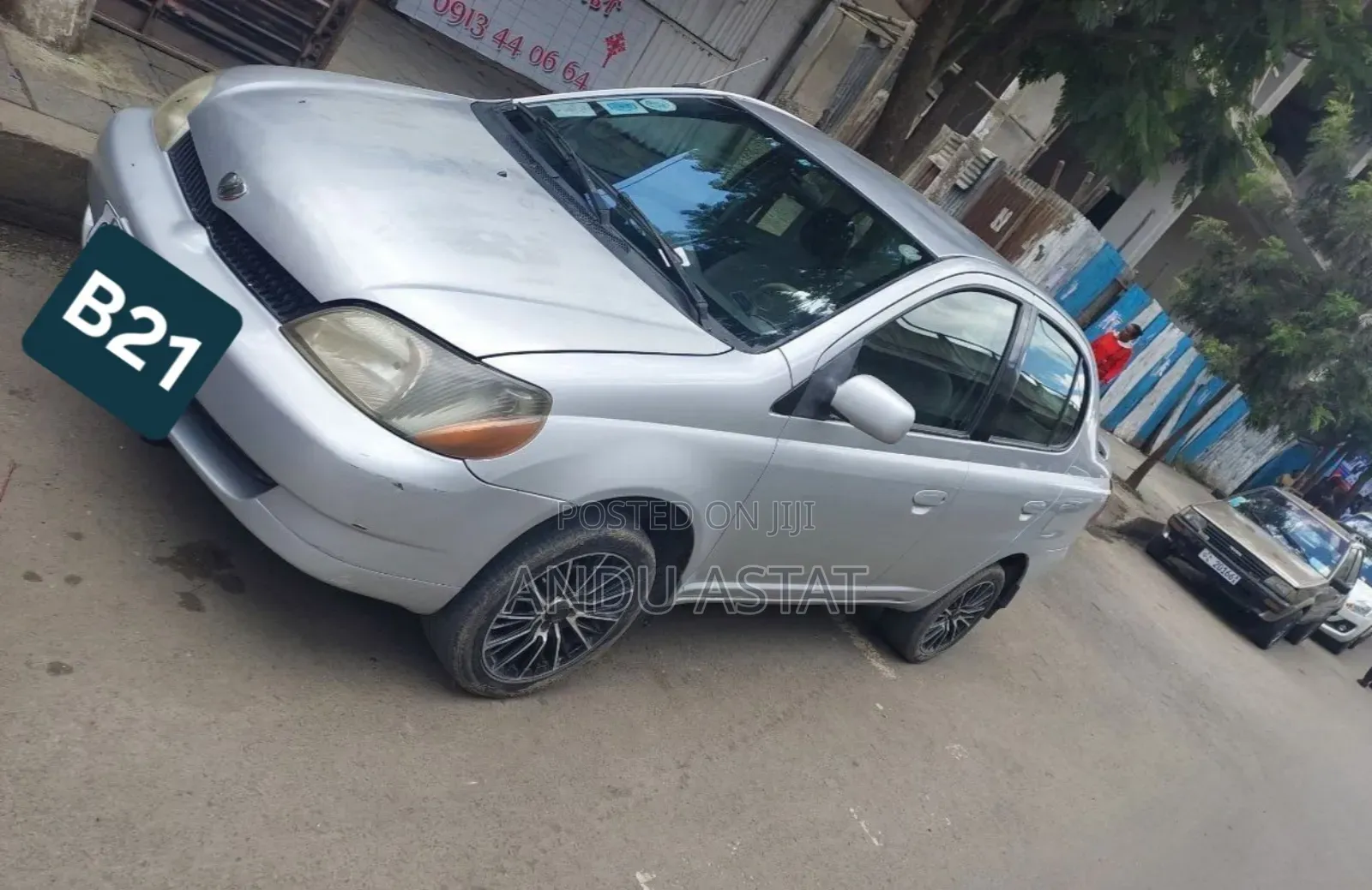 Toyota Platz 1.0 FWD 2002 Silver