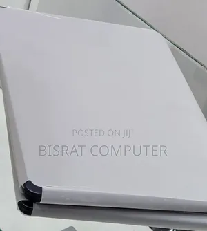 New Laptop Apple MacBook Air 2025 M4 13-Inch 16GB Apple M4 SSD 256GB