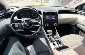 Hyundai Tucson 2022 Silver